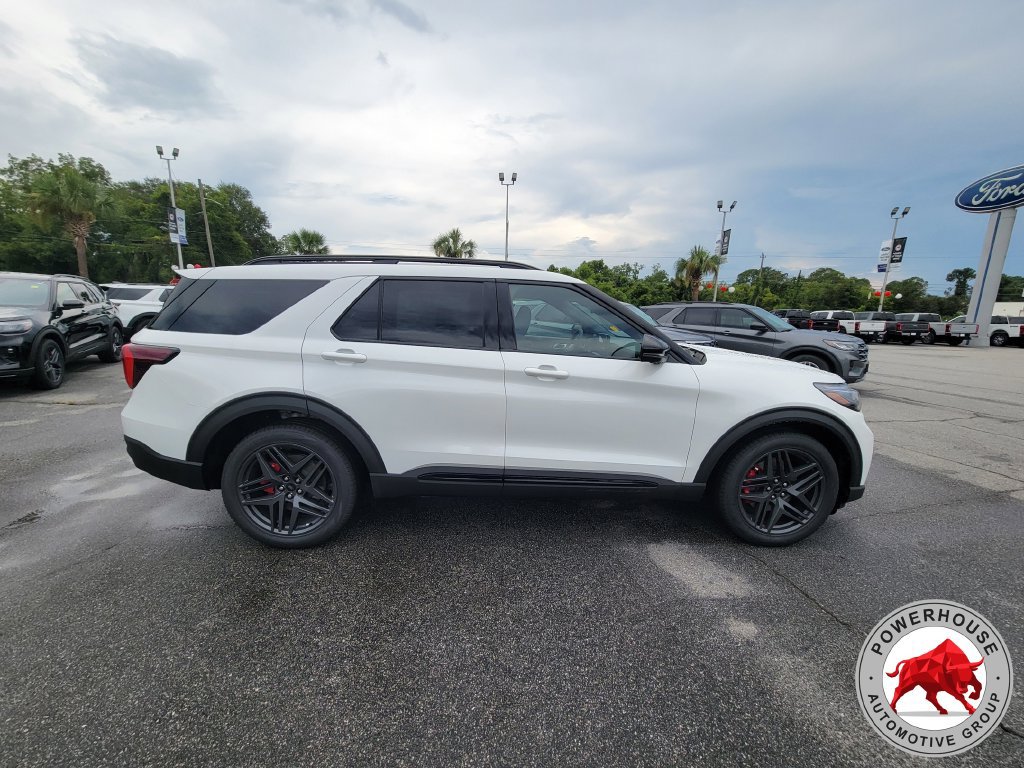 New 2026 Ford Explorer ST w/ Sun And Sound Package AWD/4WD image 8