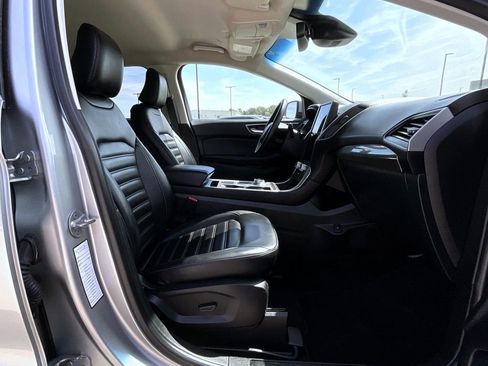 Used 2024 Ford Edge SEL image 16