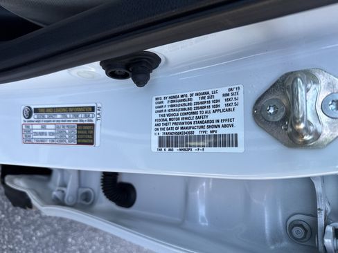 Used 2019 Honda CR-V EX image 37