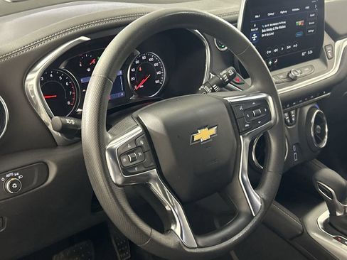 Used 2025 Chevrolet Blazer LT FWD image 14