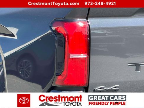 Certified 2025 Toyota Tacoma SR5 AWD/4WD image 8