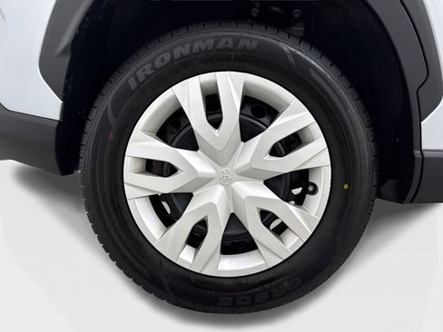 Used 2024 Toyota Corolla Cross L FWD image 48