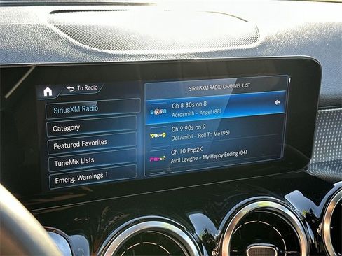 Used 2023 Mercedes-Benz GLB 250 GLB 250 image 12