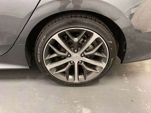 Used 2024 Honda Civic Touring image 32