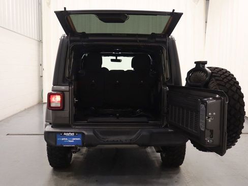 Certified 2022 Jeep Wrangler Unlimited Sport AWD/4WD image 19