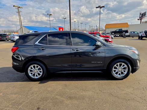 Used 2018 Chevrolet Equinox LT image 19