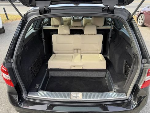 Used 2011 Mercedes-Benz E 350 4MATIC Wagon image 11