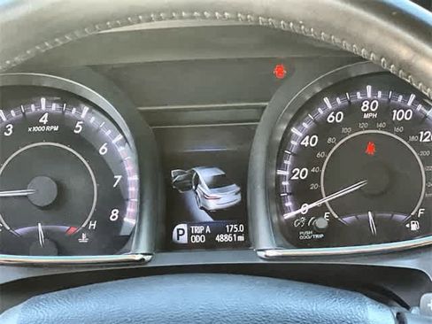 Used 2017 Toyota Avalon Touring image 19