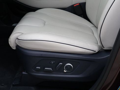 Used 2025 Hyundai Palisade Calligraphy image 15