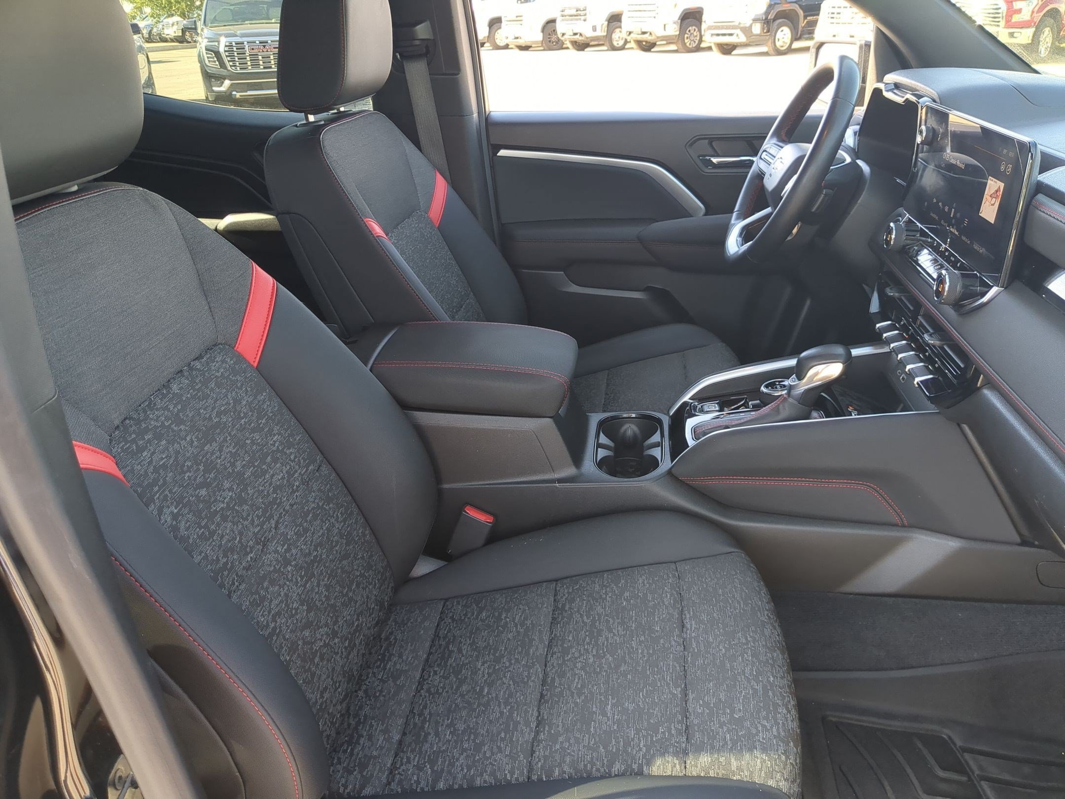 Used 2023 Chevrolet Colorado Z71 w/ Z71 Convenience Package 2 AWD/4WD image 29
