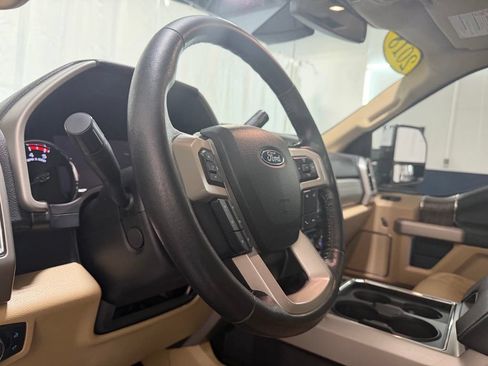 Used 2018 Ford F250 Lariat w/ Lariat Ultimate Package AWD/4WD image 23