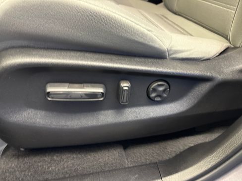 Used 2022 Honda CR-V EX image 13