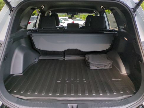 New 2026 Toyota RAV4 SE w/ Convenience Package AWD/4WD image 13