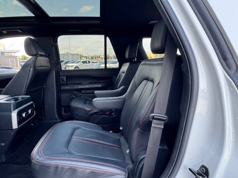 Used 2022 Ford Expedition Limited AWD/4WD image 31