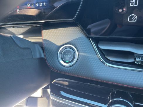 Certified 2025 Chevrolet Equinox RS w/ Safety and Technology Package image 30