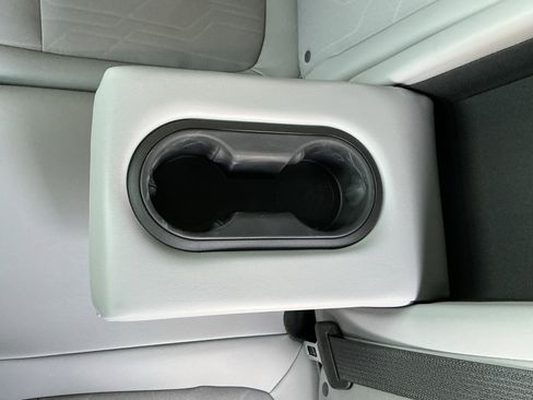 Used 2022 Chevrolet Trax LT w/ LT Convenience Package image 29