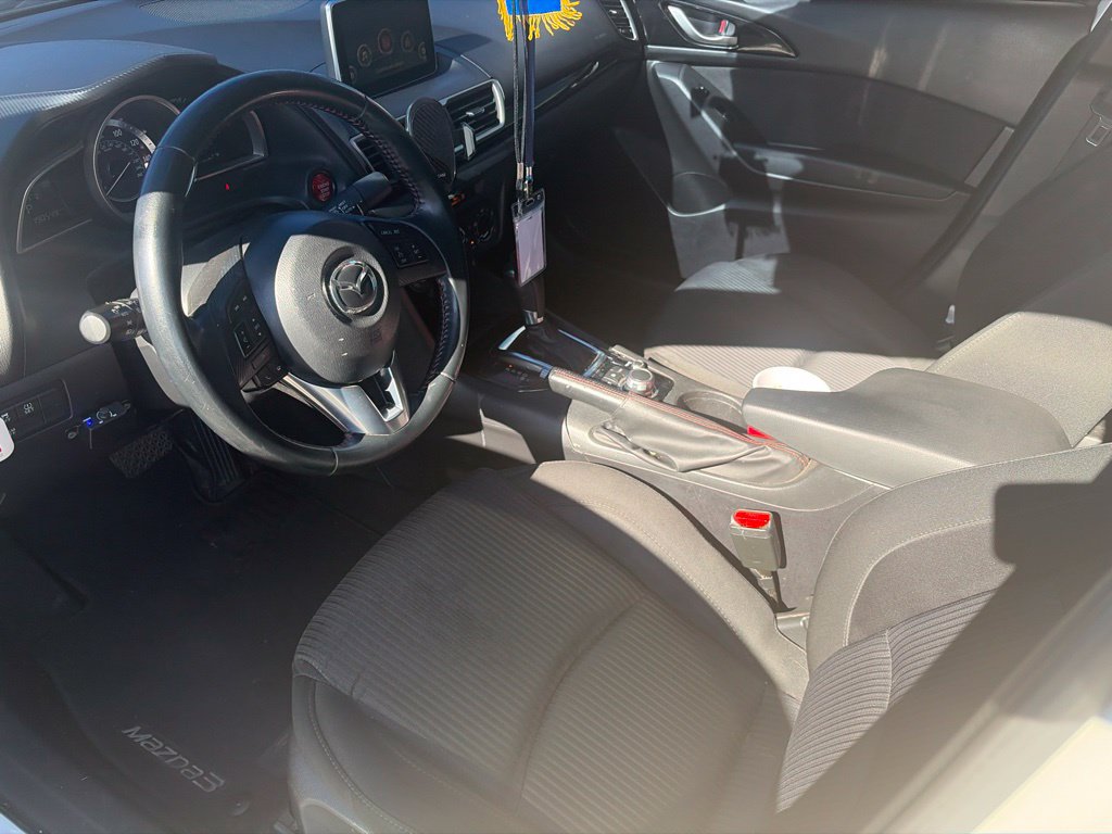 Used 2016 MAZDA MAZDA3 i Touring FWD image 11