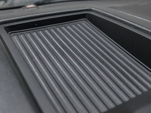 Used 2020 Ford Expedition XLT w/ Equipment Group 202A image 27