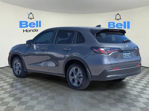 New 2026 Honda HR-V LX image 2