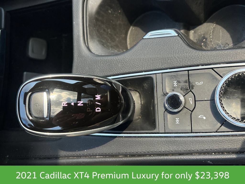 Used 2021 Cadillac XT4 Premium Luxury FWD image 29