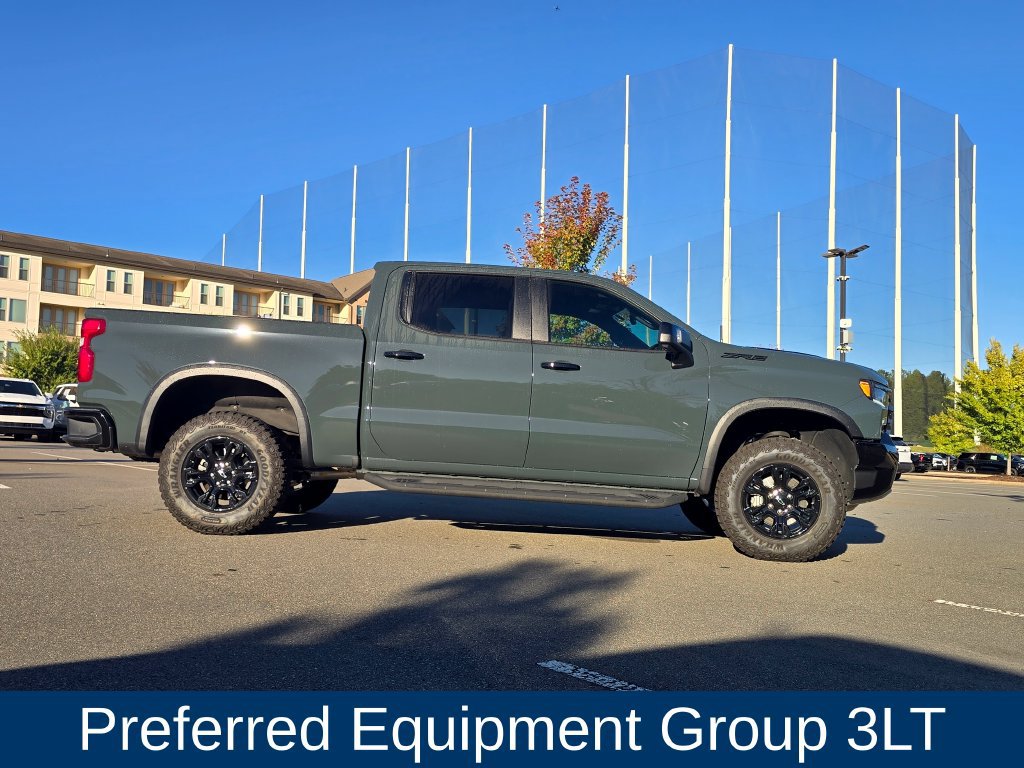 Used 2025 Chevrolet Silverado 1500 ZR2 w/ Technology Package AWD/4WD image 2