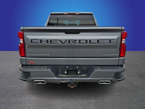 Used 2020 Chevrolet Silverado 1500 Custom w/ Custom Value Package image 5