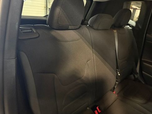 Certified 2017 Jeep Renegade Altitude AWD/4WD image 16