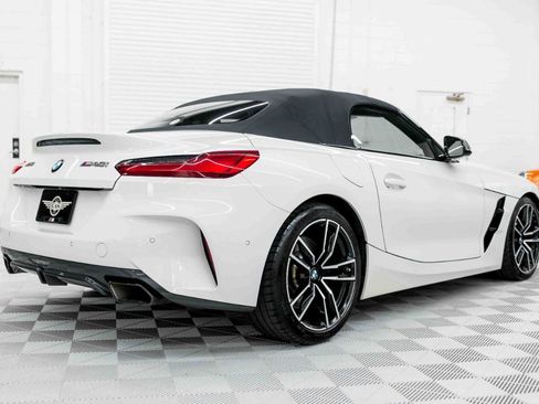 Used 2022 BMW Z4 M40i w/ Premium Package RWD image 13