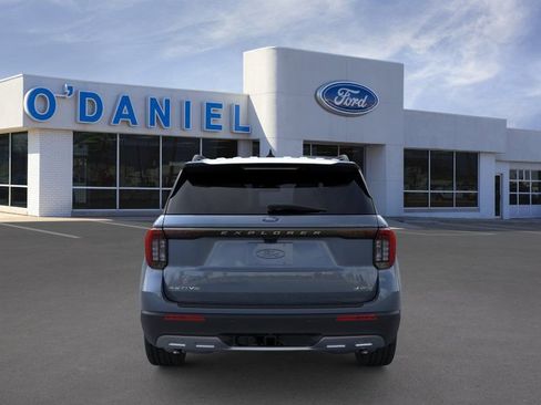 New 2026 Ford Explorer Active w/ Active Comfort Package AWD/4WD image 8