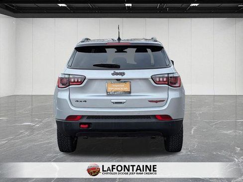 Certified 2025 Jeep Compass Trailhawk AWD/4WD image 4