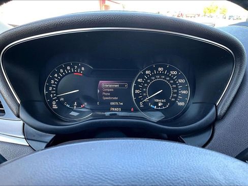 Used 2019 Lincoln MKC Premiere FWD image 14