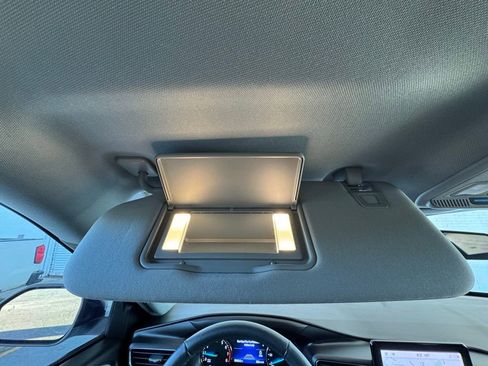 Used 2023 Ford Explorer XLT w/ Equipment Group 202A image 39