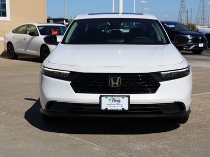 New 2025 Honda Accord SE