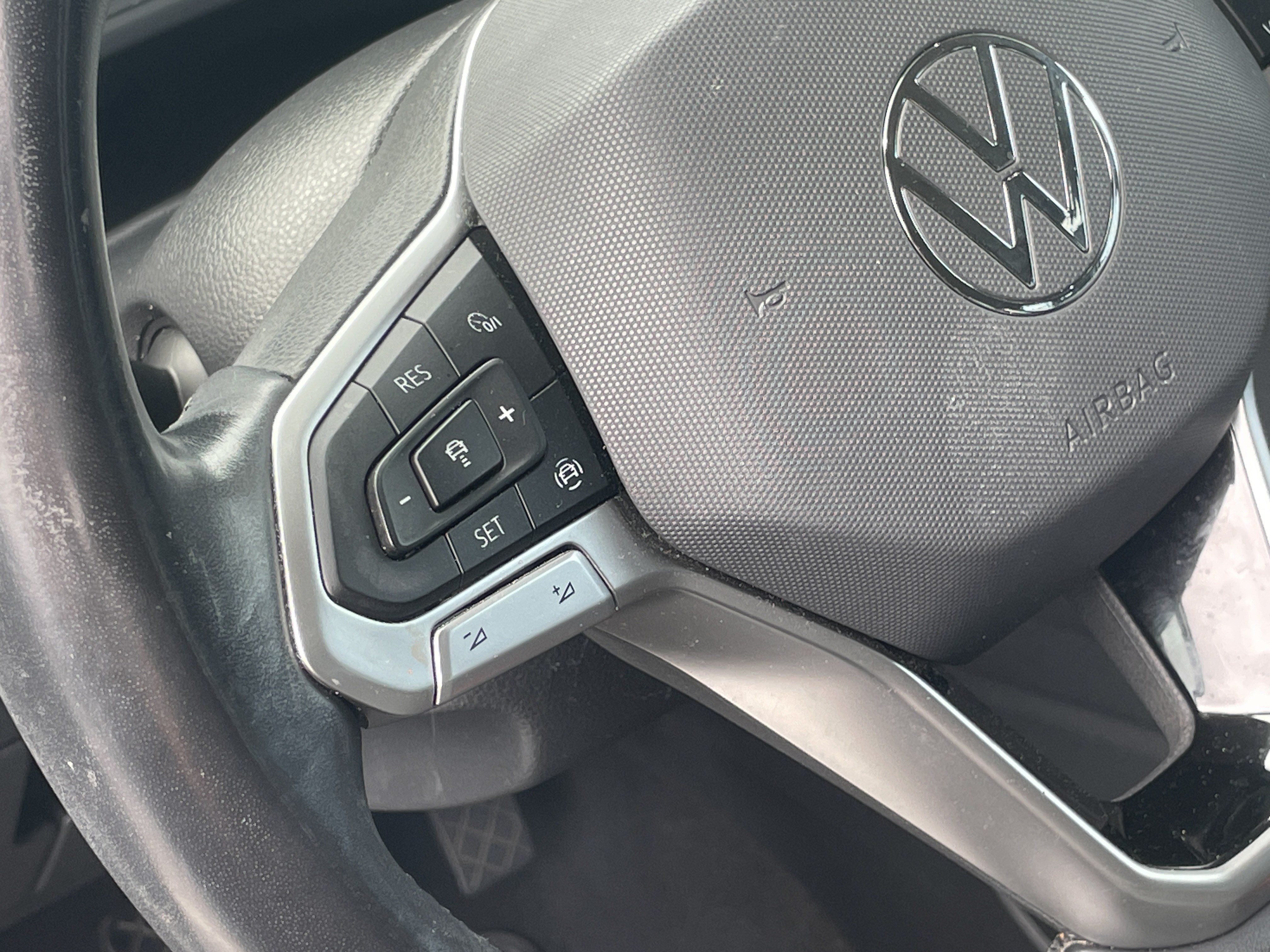 Used 2021 Volkswagen Atlas SE w/ Towing Package AWD/4WD image 19