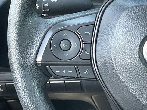 Used 2025 Toyota Corolla LE FWD image 13