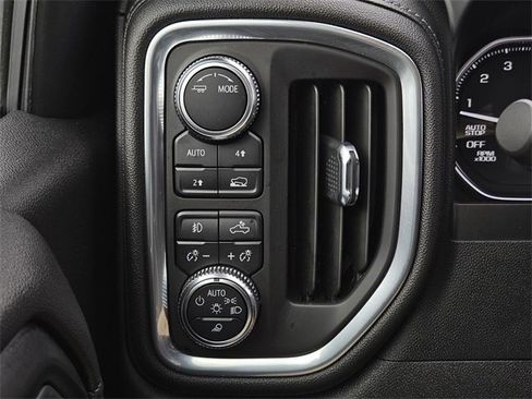 Used 2021 GMC Sierra 1500 SLT image 23