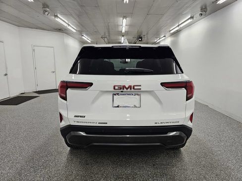 Used 2026 GMC Terrain Elevation AWD/4WD image 6