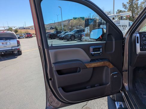 Used 2015 GMC Sierra 1500 SLT w/ SLT Crew Cab Value Package image 12