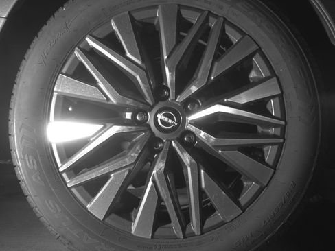 Used 2025 Nissan Altima 2.5 SV image 15