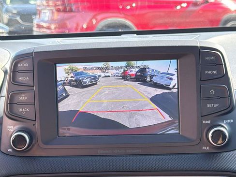 Used 2018 Hyundai Kona SEL FWD image 17