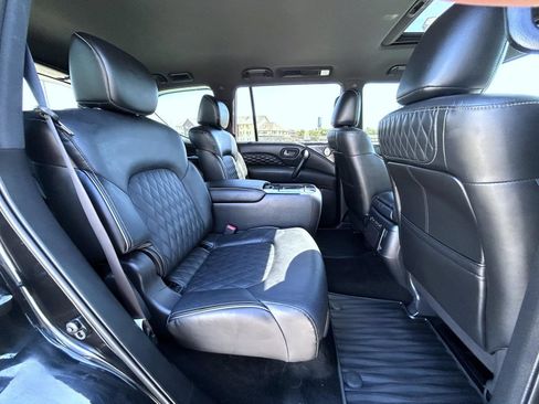 Used 2024 INFINITI QX80 Sensory w/ Cargo Package AWD/4WD image 19