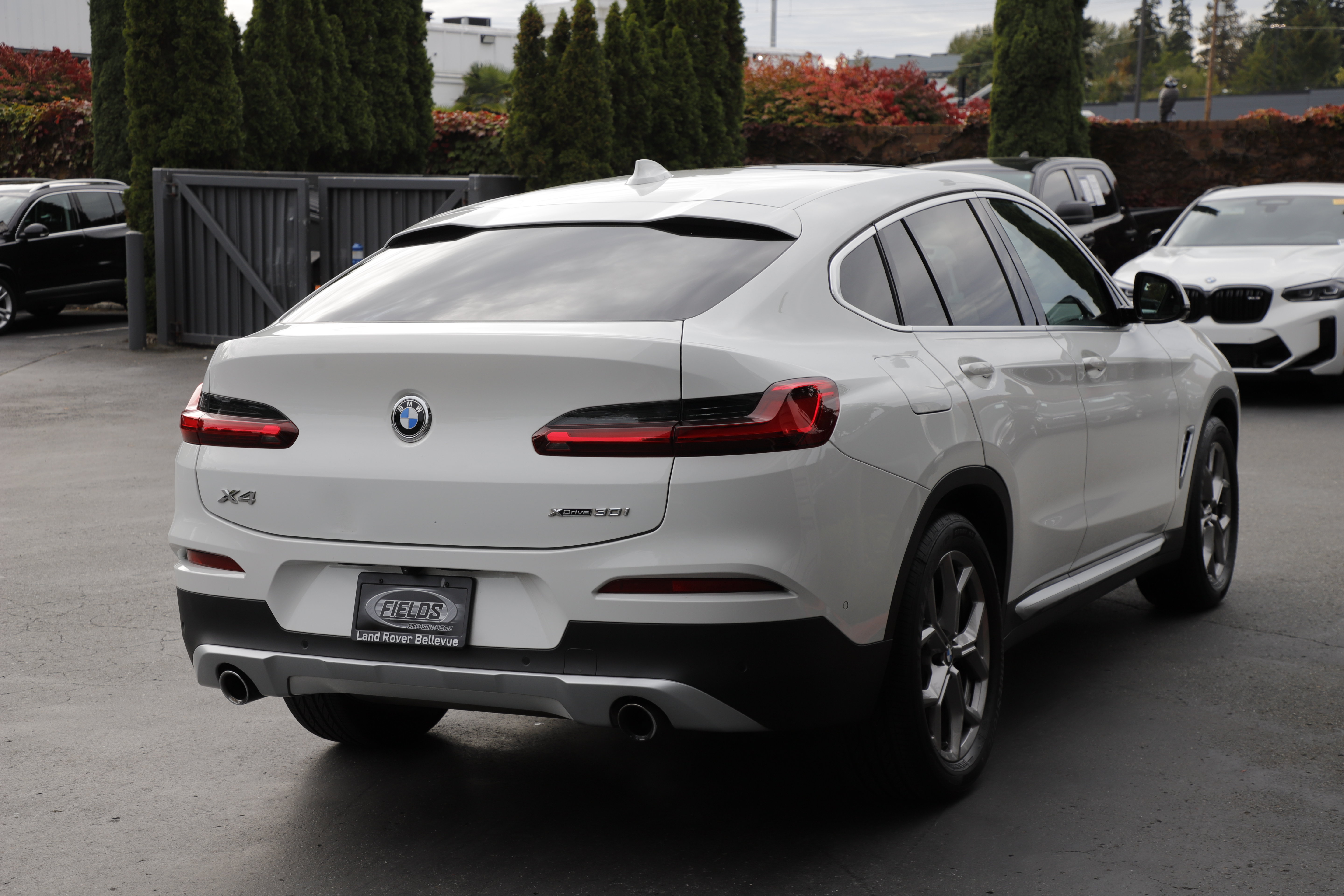 Used 2021 BMW X4 xDrive30i w/ Premium Package AWD/4WD image 8