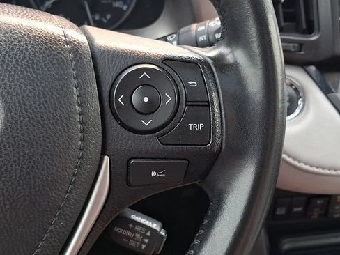 Certified 2018 Toyota RAV4 XLE AWD/4WD image 23