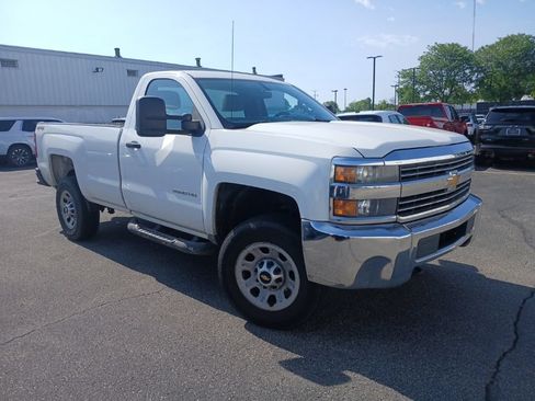 Used 2015 Chevrolet Silverado 2500 W/T AWD/4WD image 10