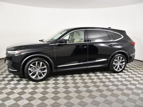 Certified 2024 Acura MDX SH-AWD w/ Technology Package image 9