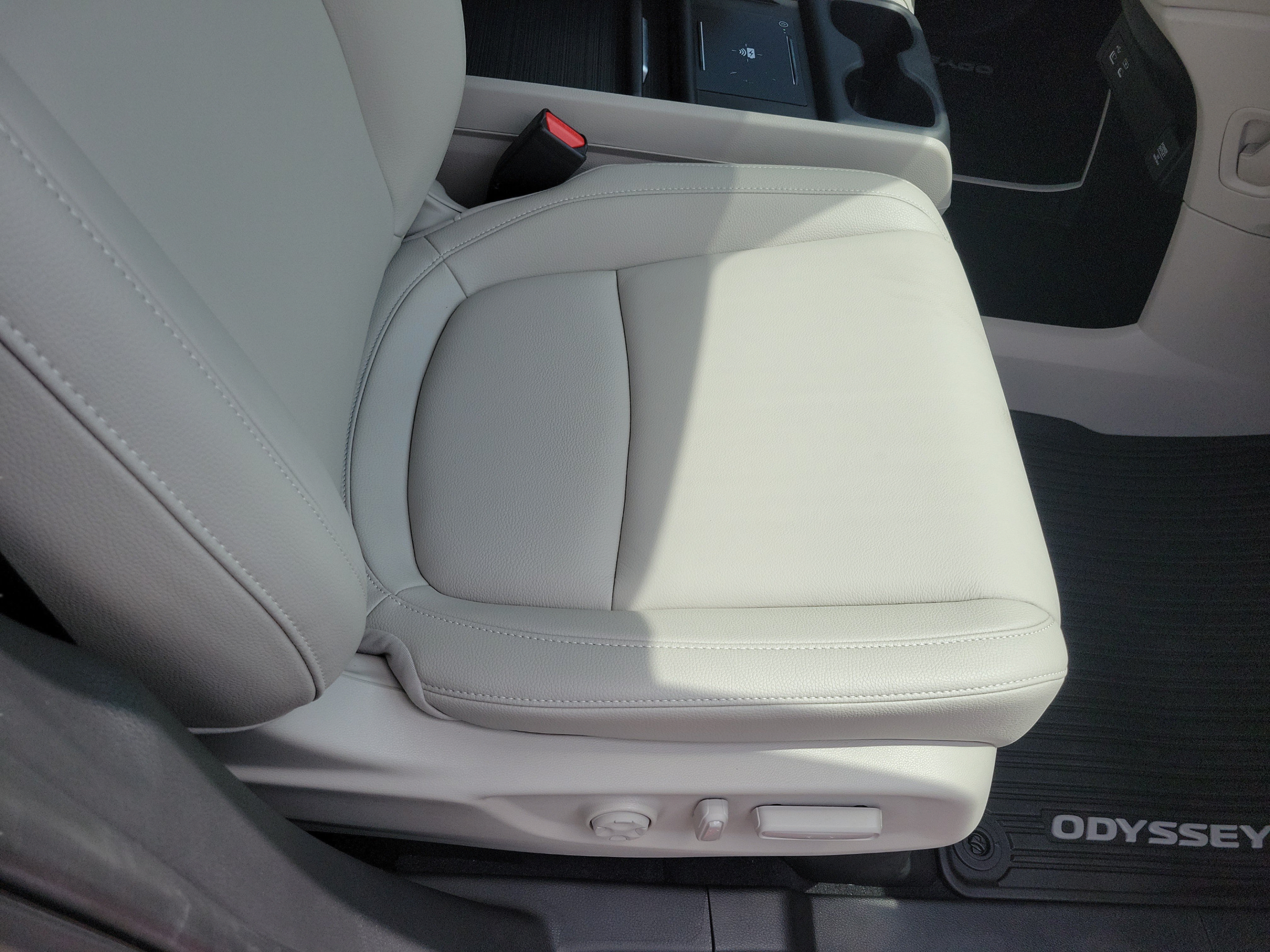 New 2026 Honda Odyssey EX-L image 19