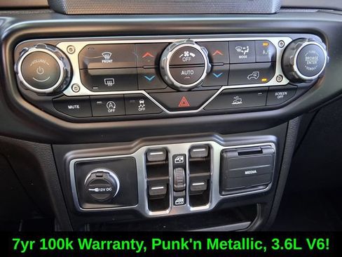 Used 2023 Jeep Wrangler Unlimited Sport AWD/4WD image 26