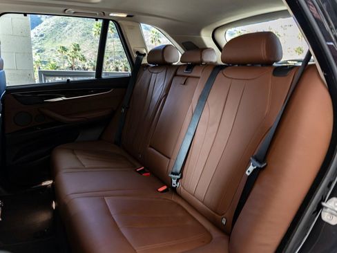 Used 2015 BMW X5 xDrive50i image 21