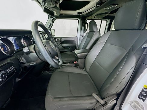 Used 2022 Jeep Wrangler Unlimited Sport image 13