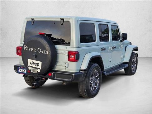 Used 2024 Jeep Wrangler Sahara w/ Technology Group image 5